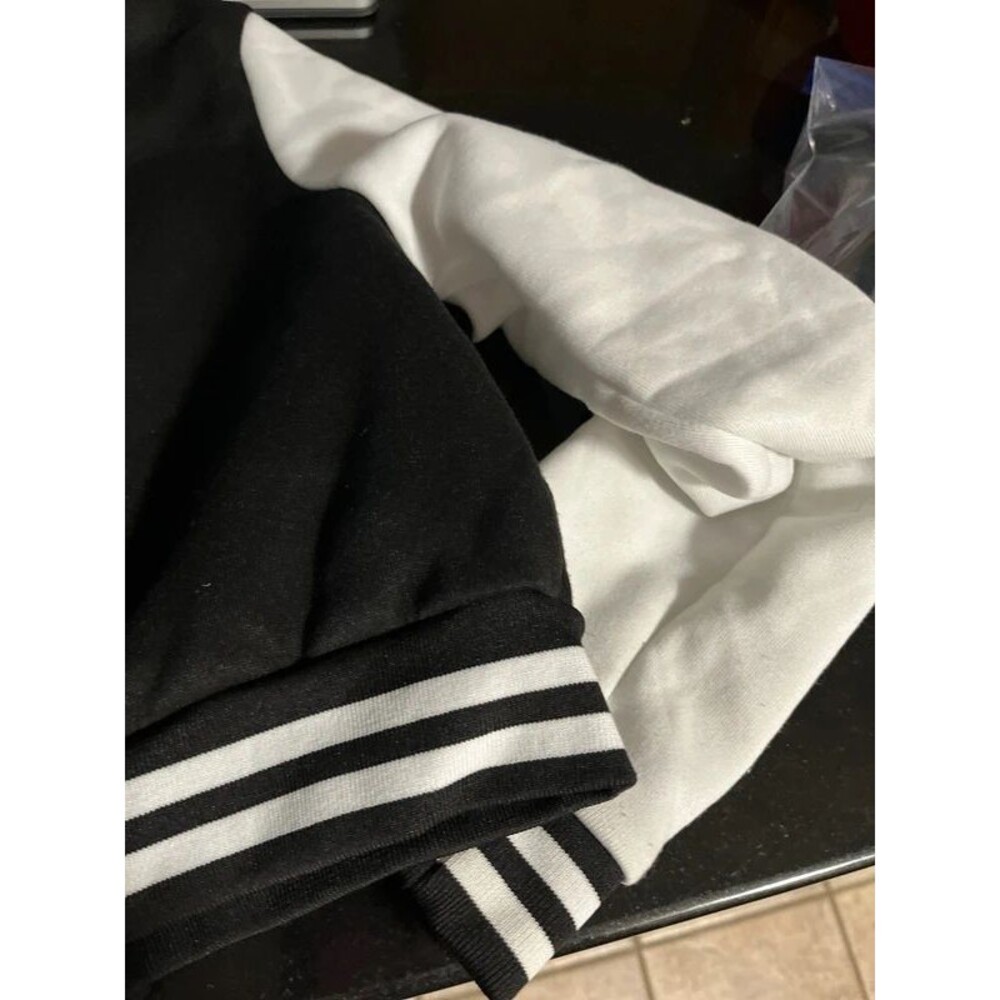 Mcr size medium jacket - Picture 6 of 6